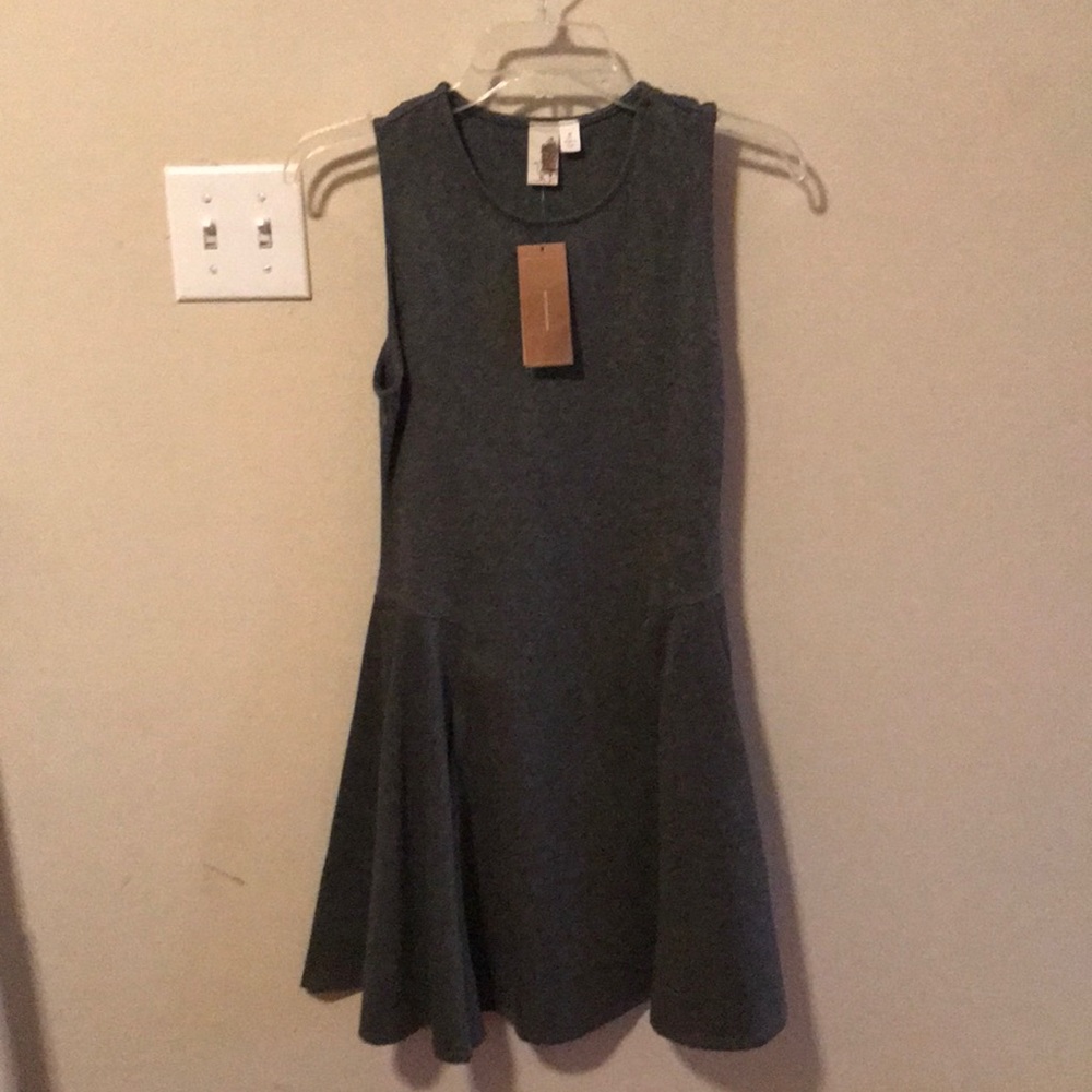 NWT FRANCESCAS GRAY DRESS!